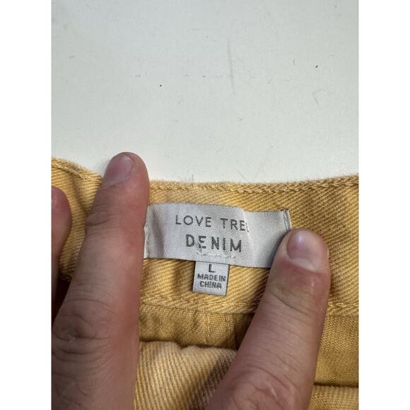 Love Tree Denim Shorts Womens Size Large Yellow Raw Hem Distressed Stretch - Picture 2 of 5